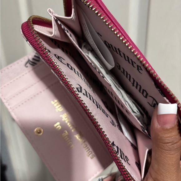 Juicy Couture Fuchsia Quilted Wallet - Picture 6 of 6